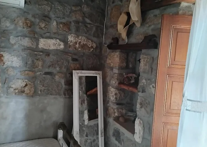 別荘 Manos House In Chora *