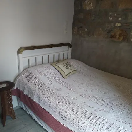 Manos House In Chora Патмос