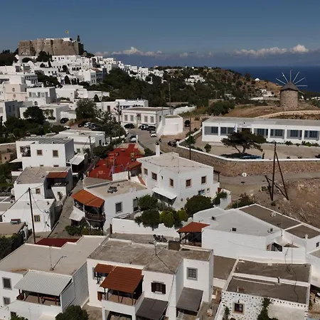 Manos House In Chora Vakantiehuis Pátmos