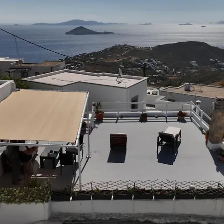 Manos House In Chora Патмос