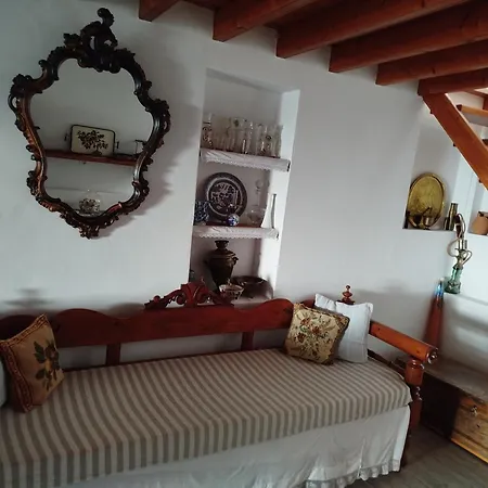 Manos House In Chora * Патмос