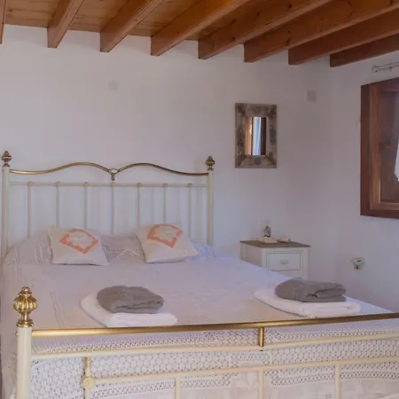 Дом отдыха Manos House In Chora *