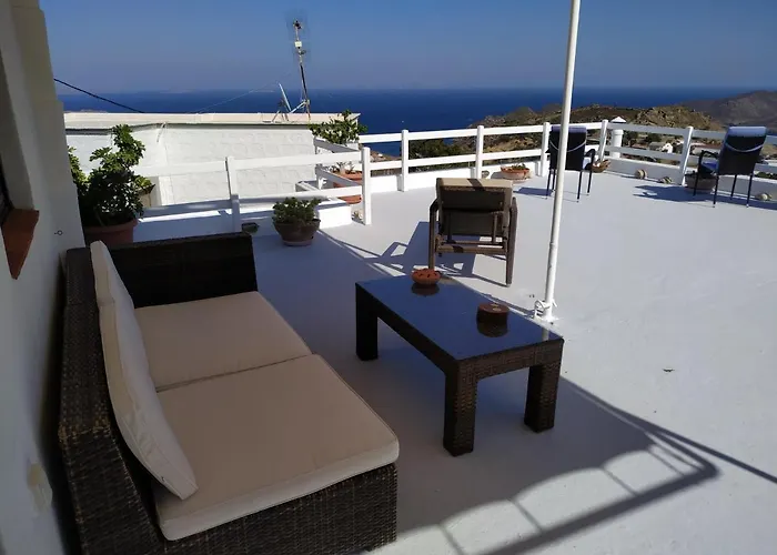 Manos House In Chora 펜션